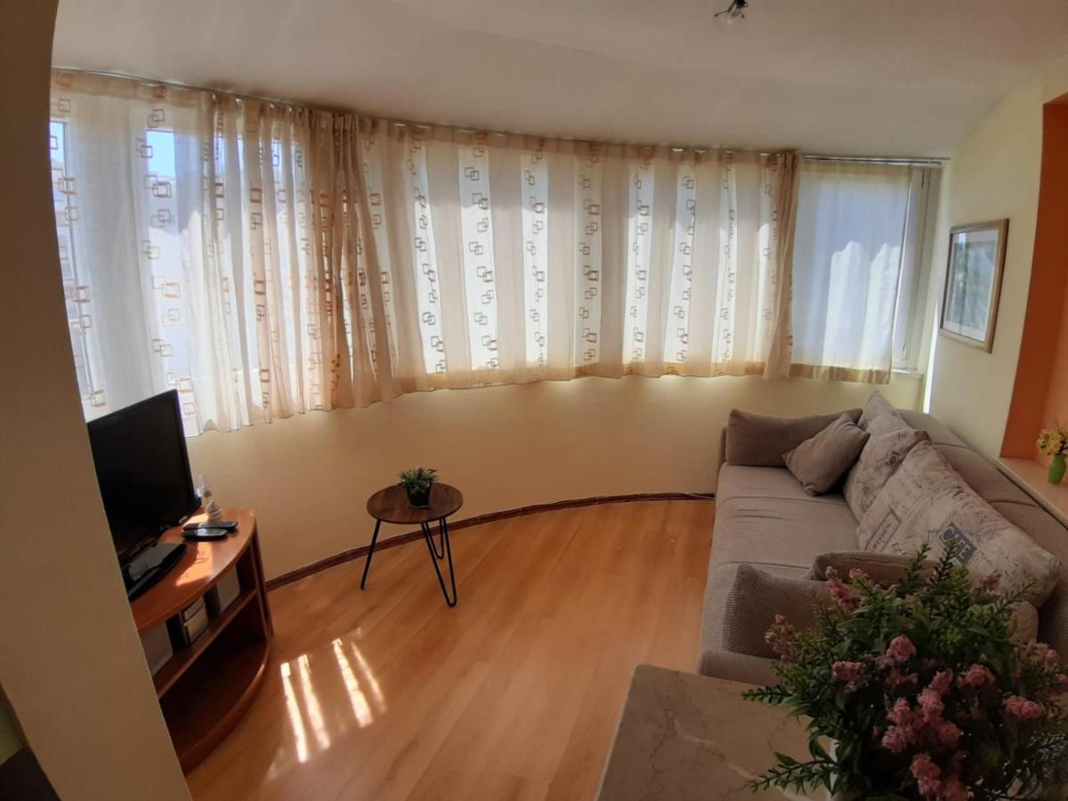 ספליט Beach Apartment Sweet Dora מראה חיצוני תמונה